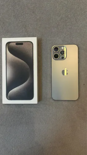 iPhone 15 Pro Max Titanium 94% de Saúde de Bateria
