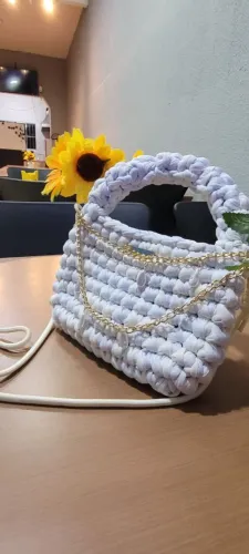 Bolsa de crochê de ombro