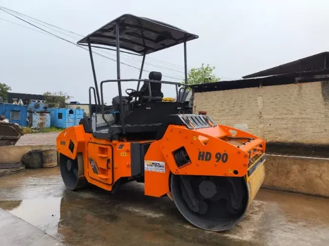 ROLO COMPACTADOR HAMM HD90 2009