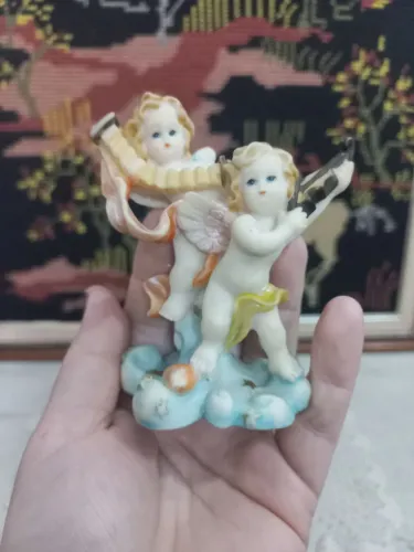 Miniatura em reina Querubim anjinho