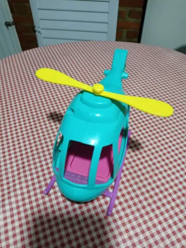Vendo helicóptero Polly, apenas R$30,00.