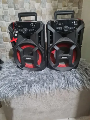 2 caixas de som amvox 180 wts aceito troca