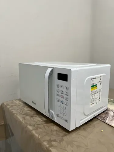 Microondas Philco 20L em estado de zero.