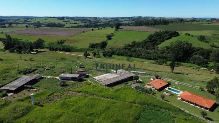 Área rural para produção de leite, 78000 m² por R$ 3.500.000 - Jacutinga - Guareí/SP