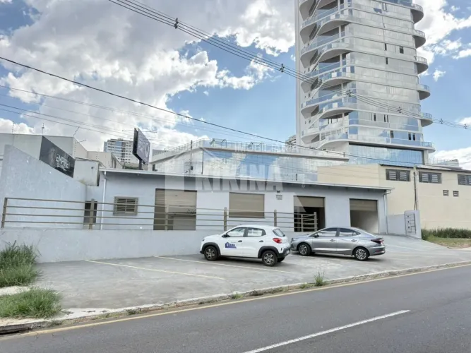 Comercial para alugar por R$ 6000.00, 151.20 m2 - OFICINAS - PONTA GROSSA/PR