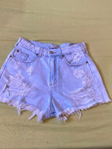 Short jeans