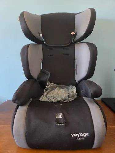 Cadeirinha de criança 2 em 1 Voyage