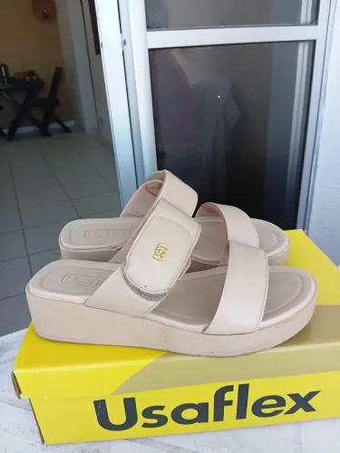 Usaflex cor bege tamanho 35