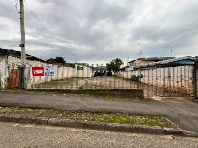 RC Imóveis Vende Terreno no Pinheirinho