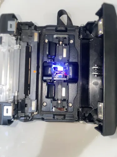 ? Máquina de Fusão de Fibra Óptica - Excelente Estado - Apenas 149 Fusões