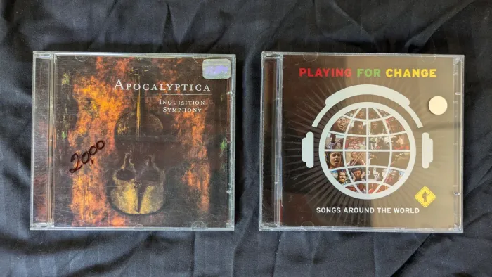 CDs Internacional Apocalyptica e Playing For Change