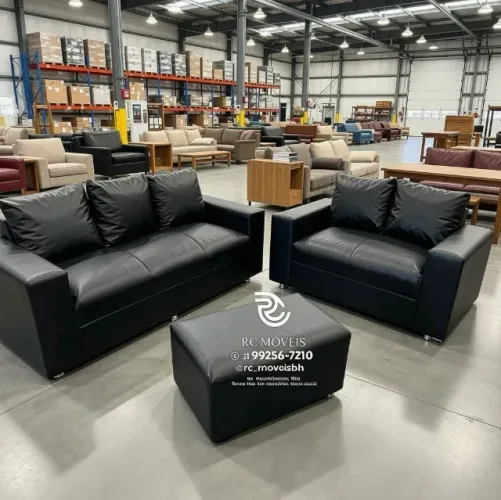 Conjunto Sofá 3 e 2 Lugares Puff Courino Preto D33 Durável