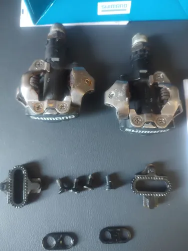 Pedal Shimano PD-M520