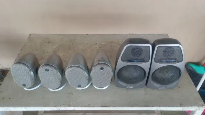Caixa de som home theater