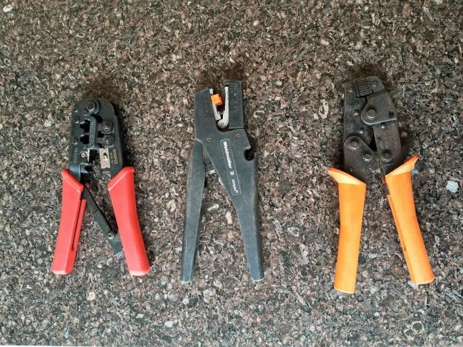 3 Alicates de Crimpar KNIPEX, Alicate Decapagem Weidmüller e Alicate de Crimpar Catraca