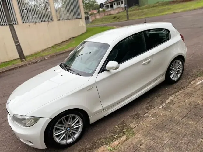 BMW 118IA 2.0 16V 136cv 3P 2011