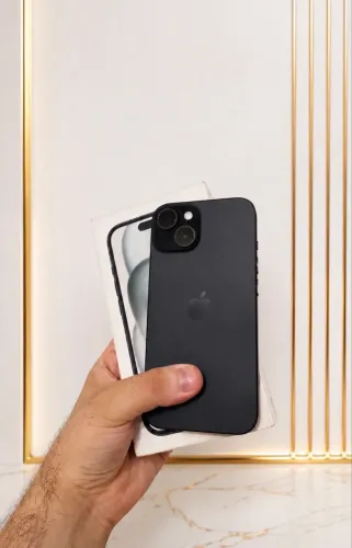iPhone 15 128GB