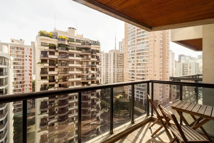 Venda e Locação · 4 dormitórios no Cond Diamond Place
