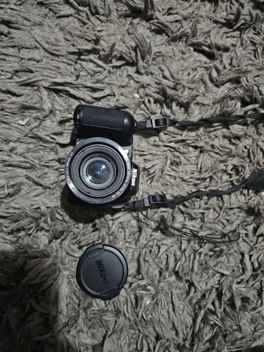 Câmera Coolpix L810