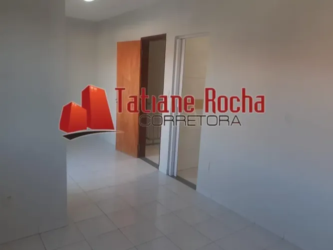 Alugo excelente casa duplex no bairro Conceição.
