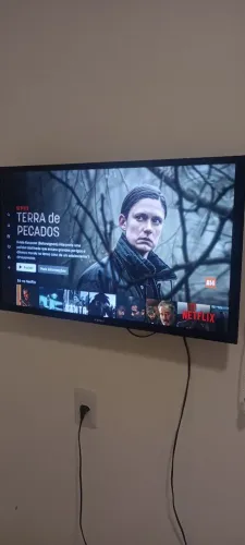TV 23 polegadas Samsung com controle