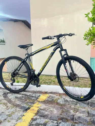 Bicicleta Aro 29 TK3 21 Marchas Preta/ Amarela ( peças originais )