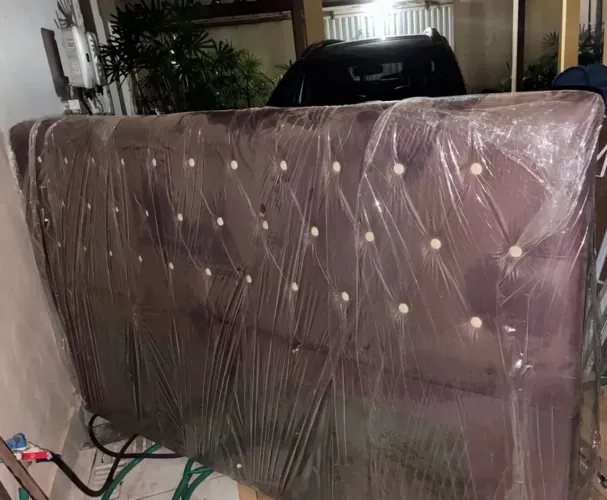 Cabeceira para cama king size roxa 
