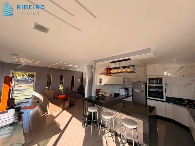 Casa a venda Ninho Verde 1 - 03 dormitórios sendo uma suíte - R$ 720mil
