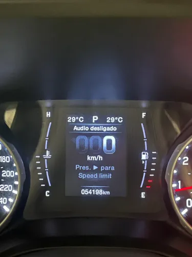 Fiat Toro Freedom Road 1.8 16V Flex Aut. 2018