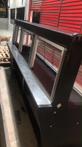 Vendo balcão de carne 7 mil