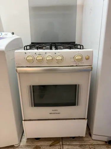 Fogão 4 bocas Brastemp usado