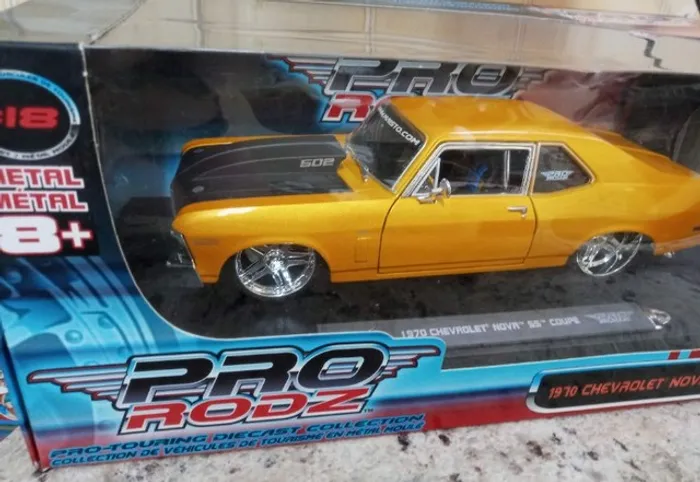 Chevy Nova SS Coupe (1970) Maisto Pro Rodz escala 1/18