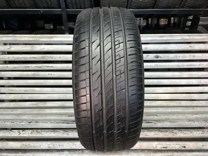 Pneu 225/55/17 Yeada YDA-226 R$399,00 / Pneu 225/55R17