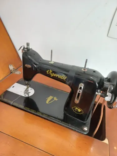 Máquina de costura - Vigorelli 1961