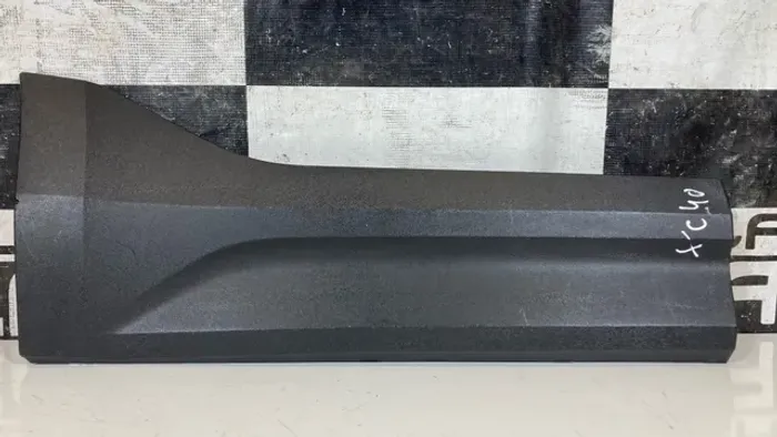 Moldura porta traseira direita Volvo XC40