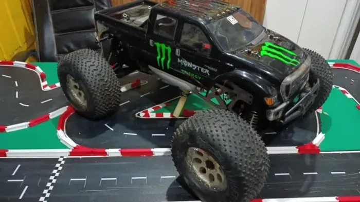 Automodelo Hpi Racing Savage Xl 5.9 Nitro 4wd 2.4ghz Rtr