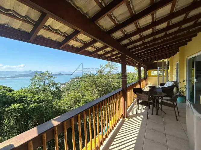 Casa de Condomínio com 5 dorms, Ponta das Toninhas, Ubatuba - R$ 4 mi, Cod: 4255