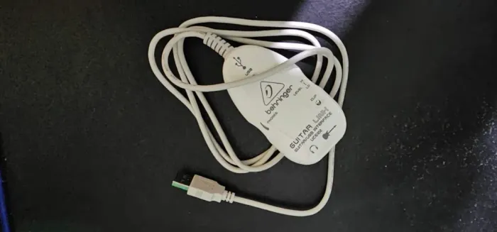 Guitar Link Interface De Audio Behringer Ucg102