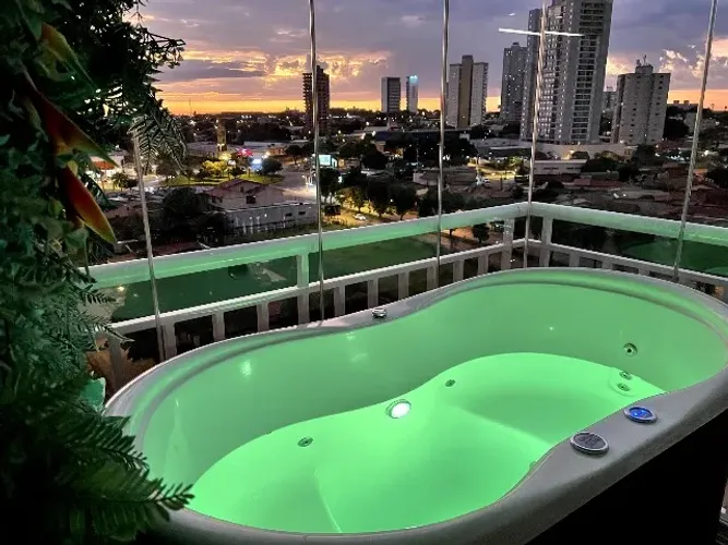 Direto c proprietário: Apartamento mobiliado e completo em armários, com ofurô na varanda.