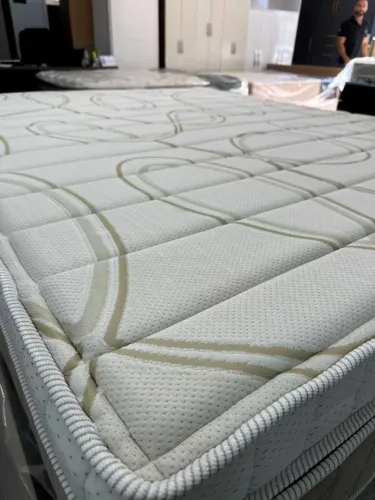 Cama Box Queen Molas Ensacadas 1,58x198x34cm DIVIDIMOS EM ATÉ 10X SEM JUROS