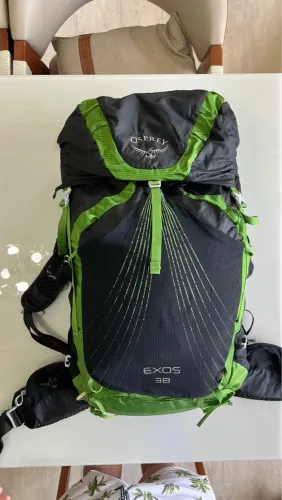 Mochila Osprey Exos 38