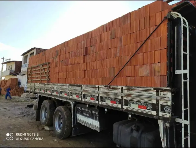 Tijolos e Blocos para Construção