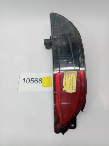 Lanterna Traseira Esquerda Fiat Punto 