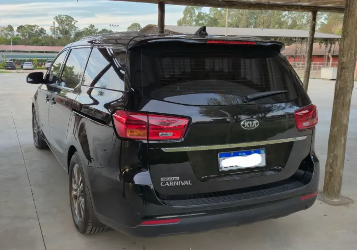 Kia Grand Carnival BLINDADA