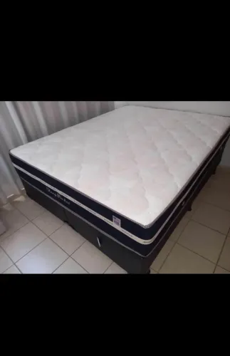 Cama box Queen e king