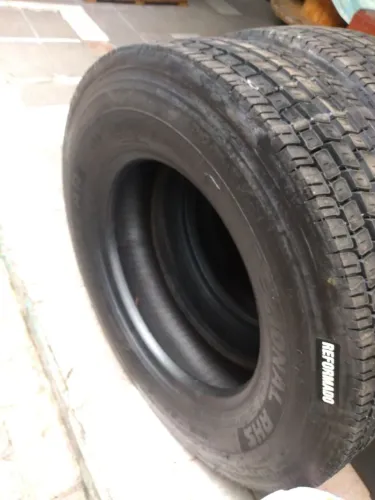 Pneu 215/75/17.5