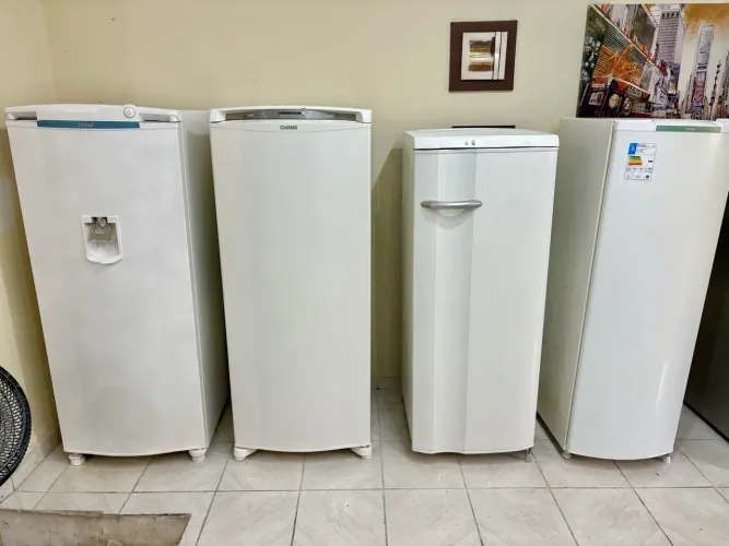 Geladeira Frost free , geladeira pequena , geladeira barata