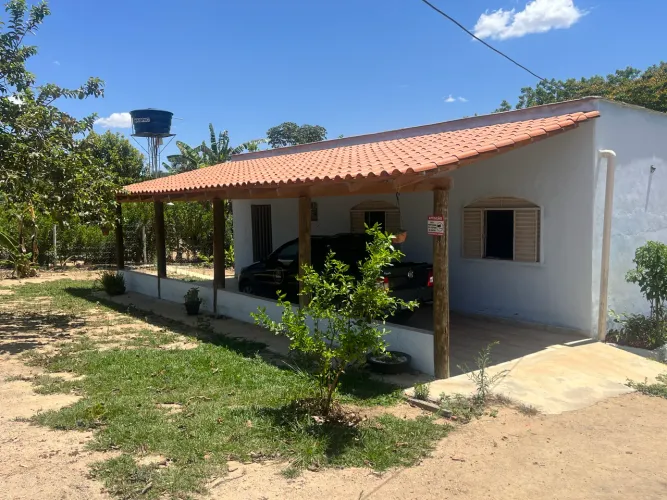 Chacara Maravilhosa muita Agua 30 km de Goiania - 1km de estrada chão