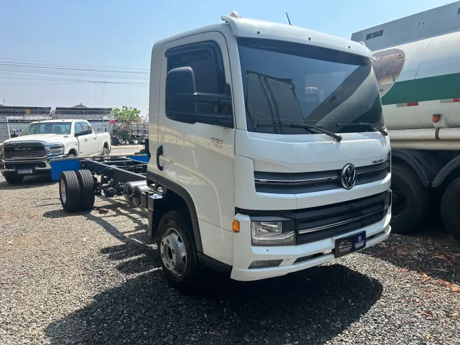Volkswagen 11180 2022 