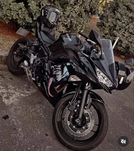 Kawasaki Ninja 650 R ABS Ano 2021  Completa 